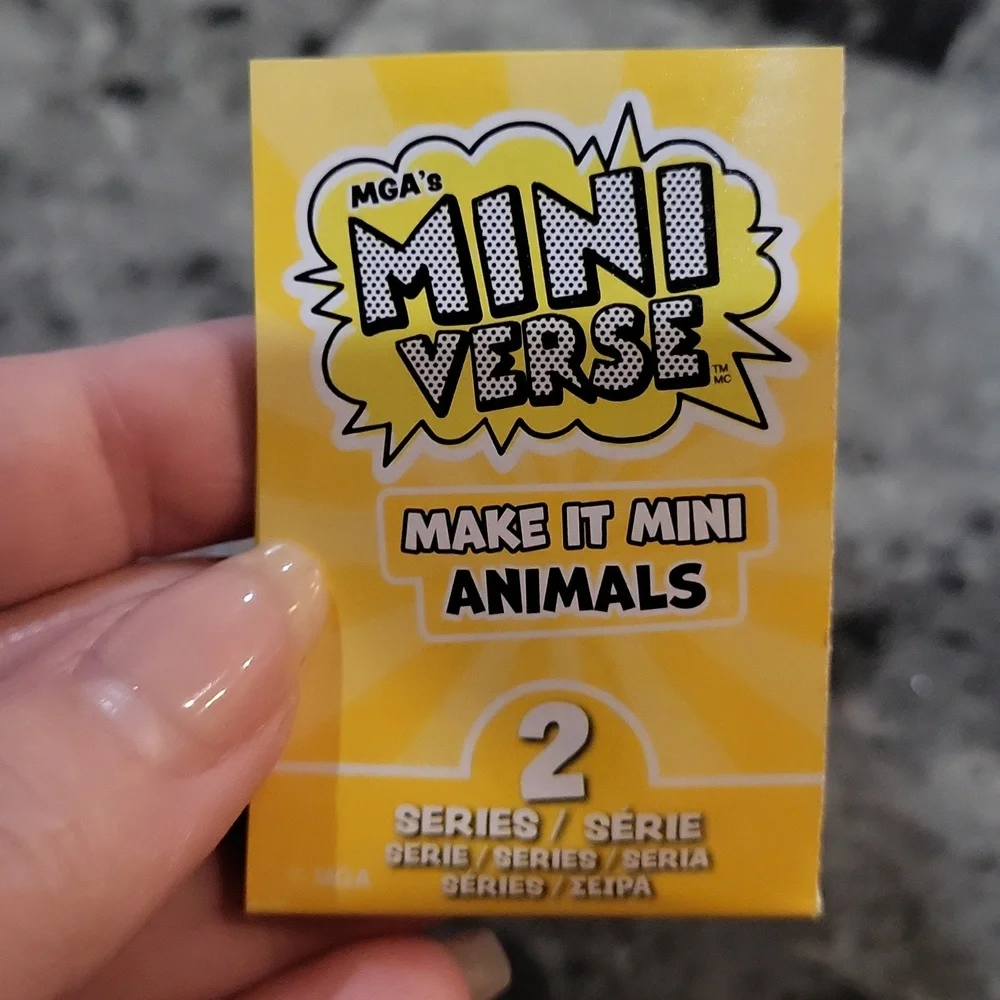 Miniverse Make It Mini Animals Squirrel